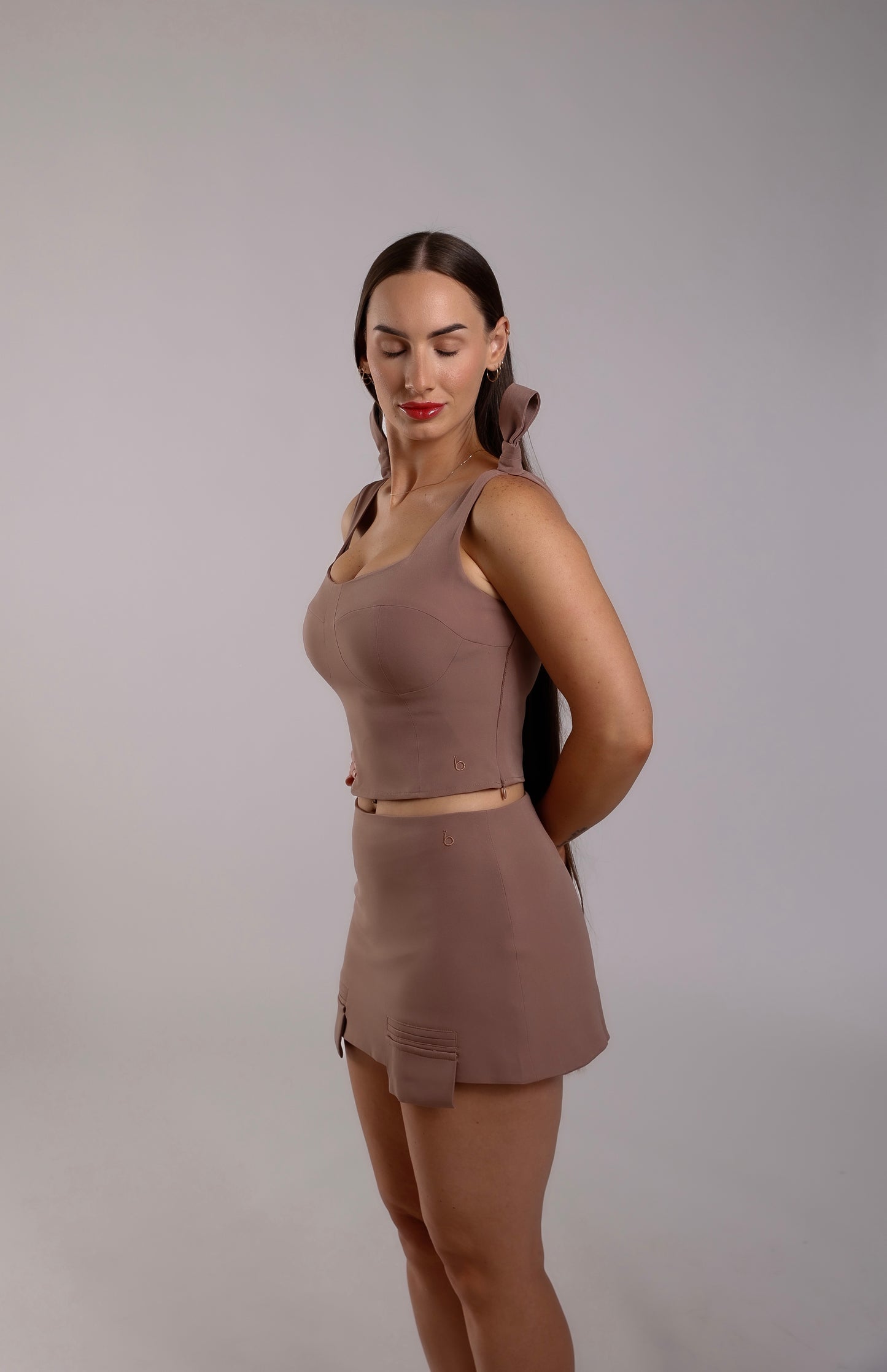 Hër Set (Bow Tie Top & Laïa Mini Skirt)